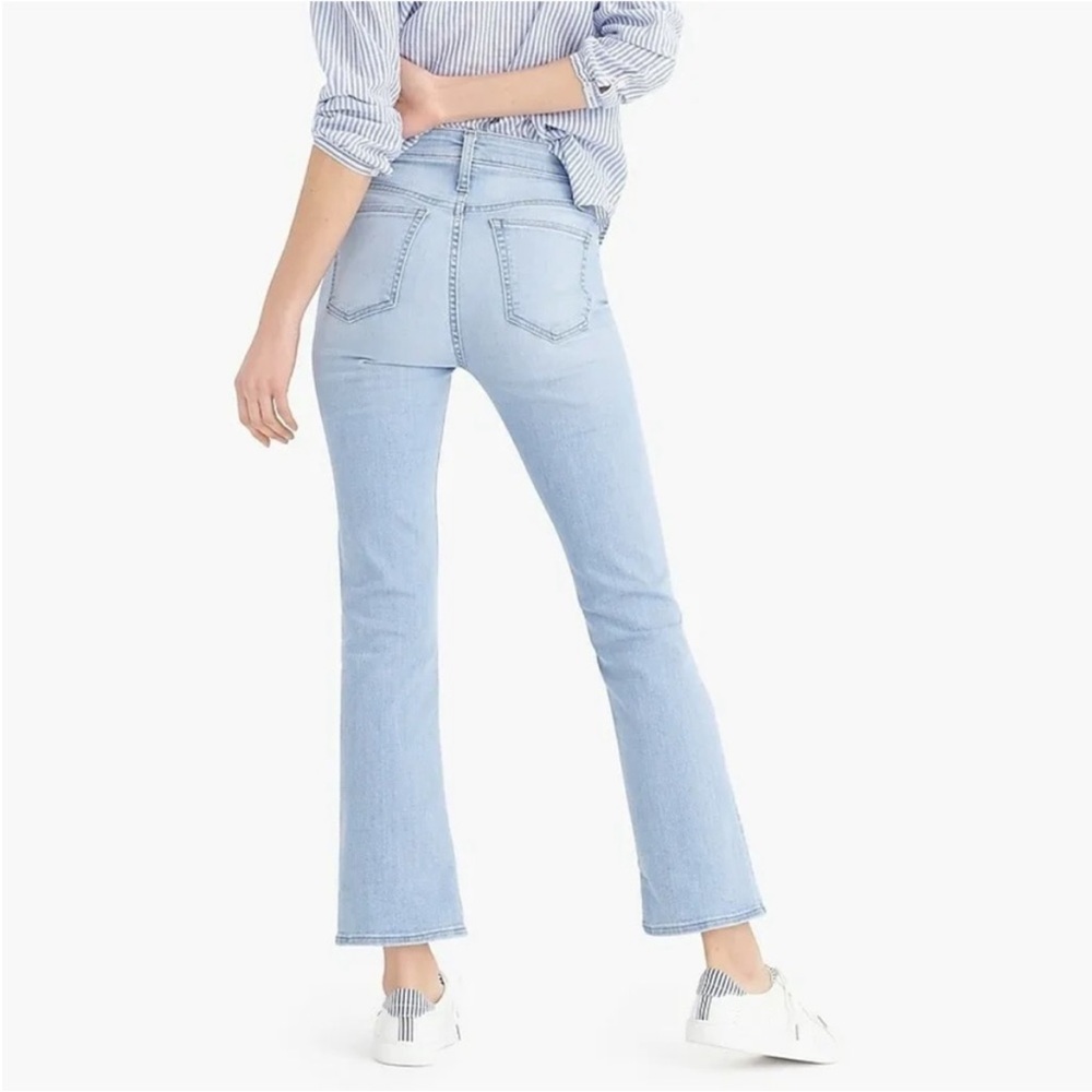 Womens J. Crew Curvy Billie Demiboot Jeans Size 27 Lightwash Coastal Minimalist